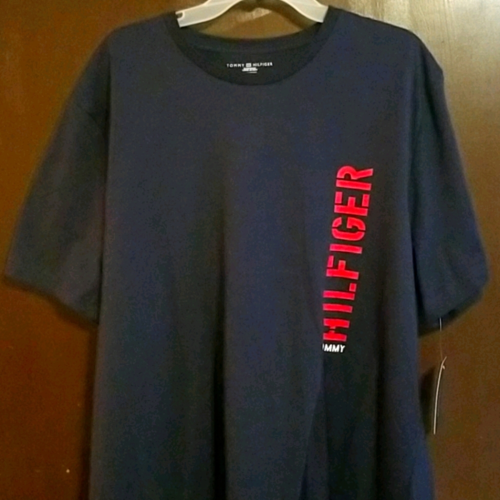 TOMMY HILLFIGER TEE SHIRT XL
